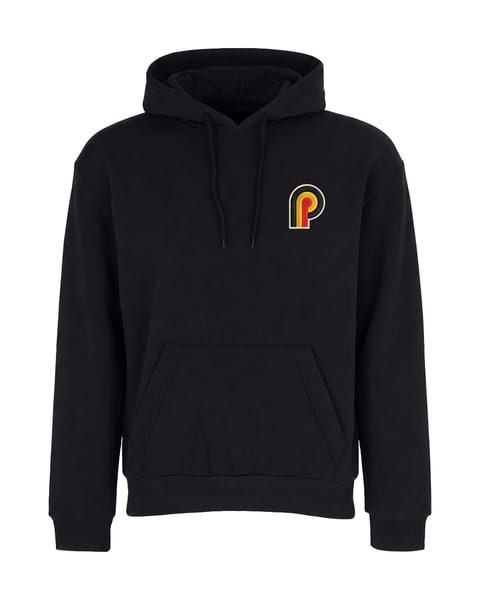 Zwarte hoodie met het PACKBE-logo geborduurd op de borst